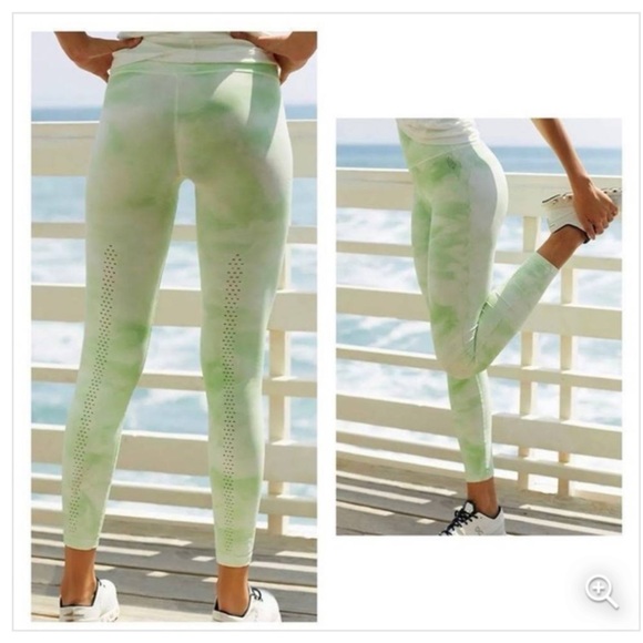 NEW • Free People • Women’s Good Karma Electric Athletic Leggings Pistachio Smal - Picture 2 of 4